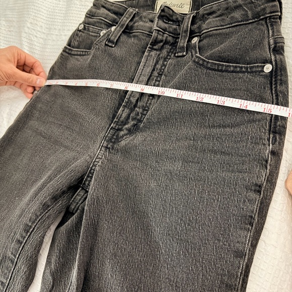 Madewell curvy perfect vintage jean in Lunar wash - Picture 6 of 7